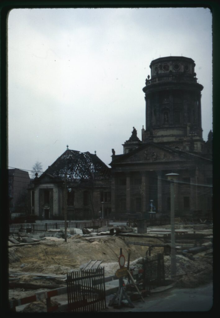 East Berlin, Gendarmen Markt, Französischer Dom, 1967